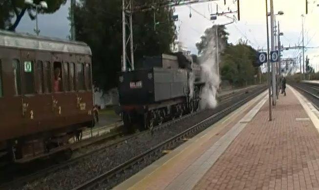 Locomotiva a Vapore (685.089) sganciata #Cecina Treno Del Sale @trenicreeperotto