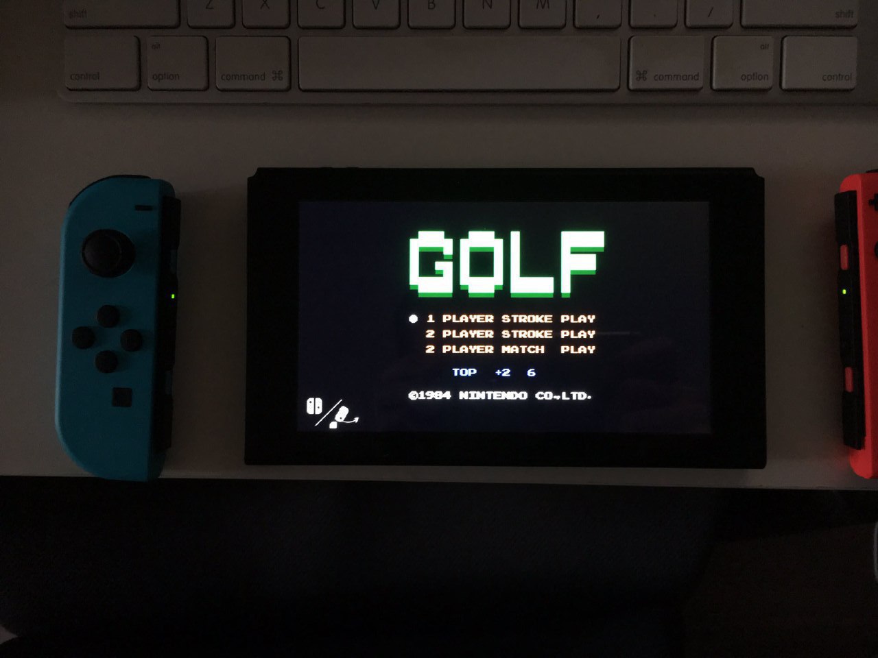 Emulatore del NES su Nintendo Switch Foto di @shuffle2 su Twitter http://bit.ly/2xkeBhD @Creeperiano[...]